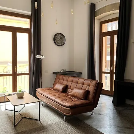 Cozy In 60 M² + Balcony Lägenhet Cagliari