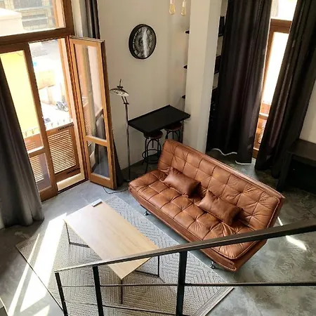 Cozy In 60 M² + Balcony דירה קליארי